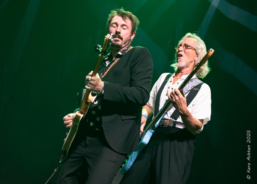 Krissy Matthews, Trond Hansen, 
