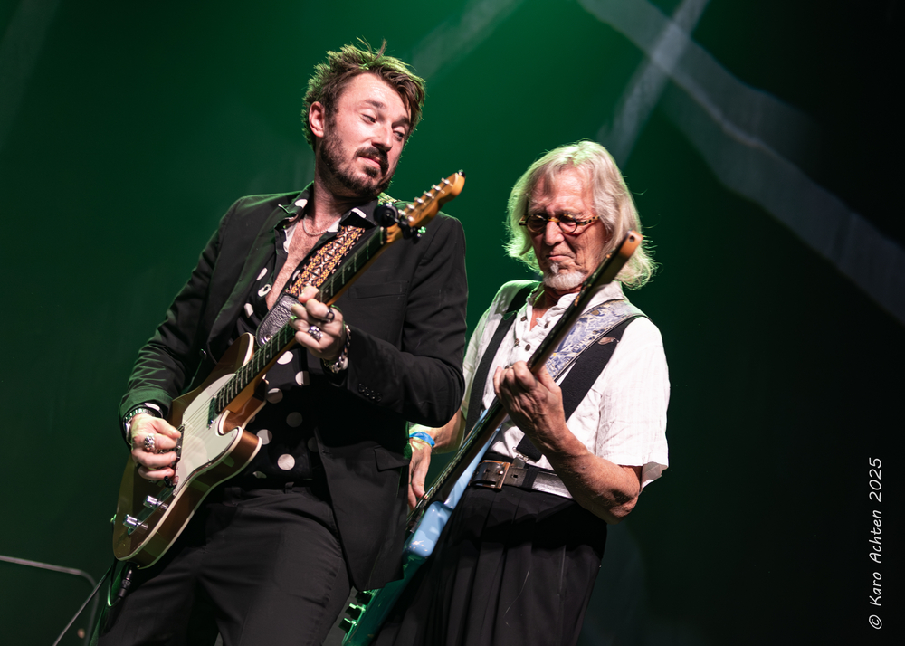 Krissy Matthews, Trond Hansen, 
