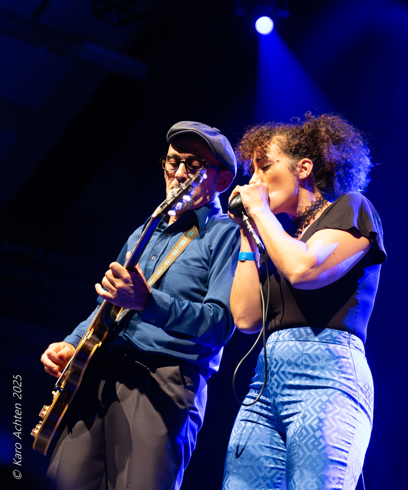Johnny Bigstone, Sweet Marta, 
