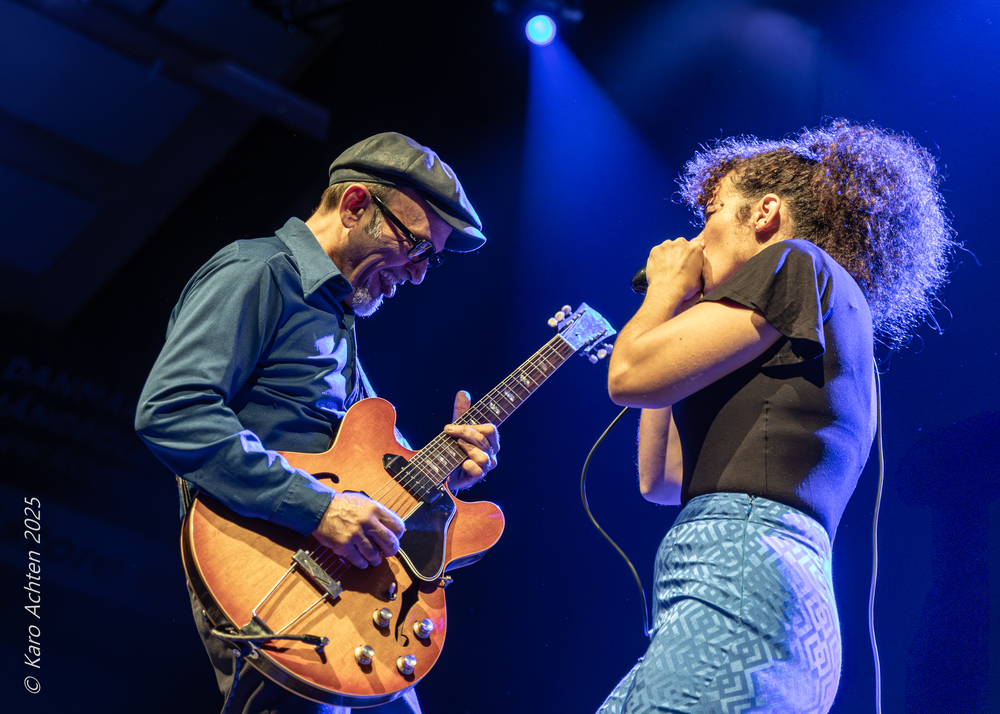 Johnny Bigstone, Sweet Marta, 
