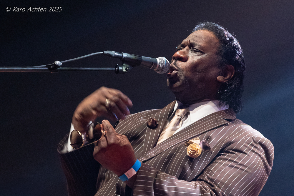 Mud Morganfield, 
