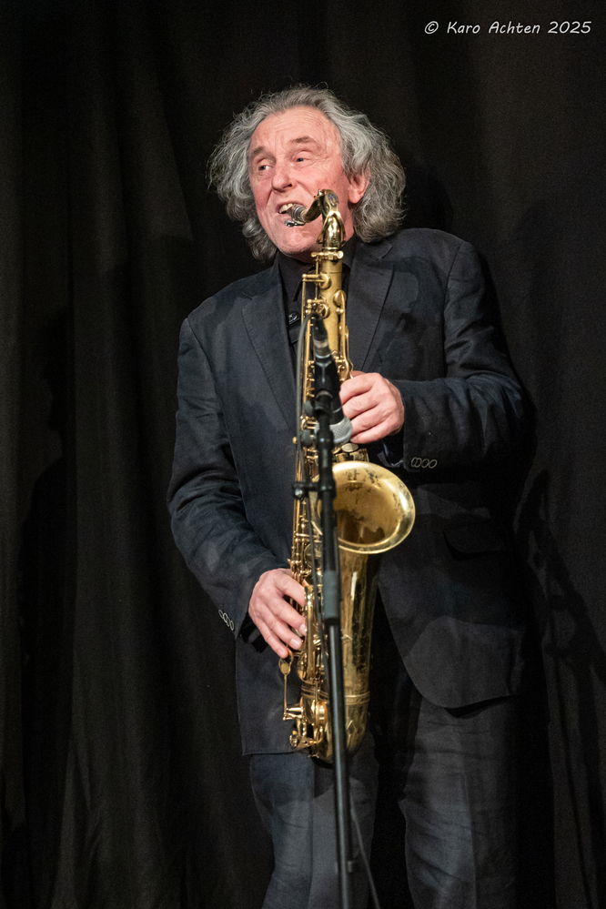 Hugo Scholz, 
