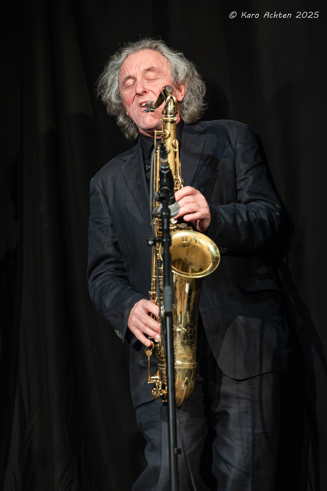 Hugo Scholz, 
