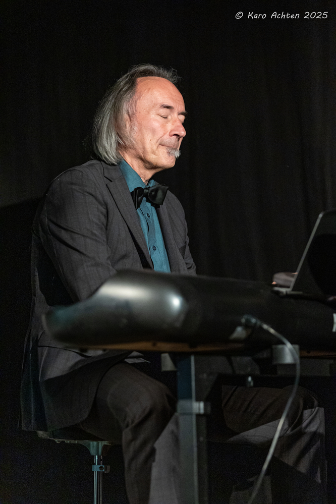 Christian Jung, 
