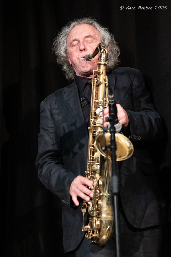 Hugo Scholz, 
