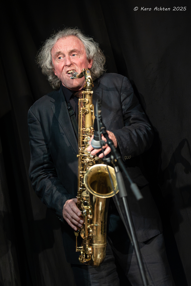 Hugo Scholz, 
