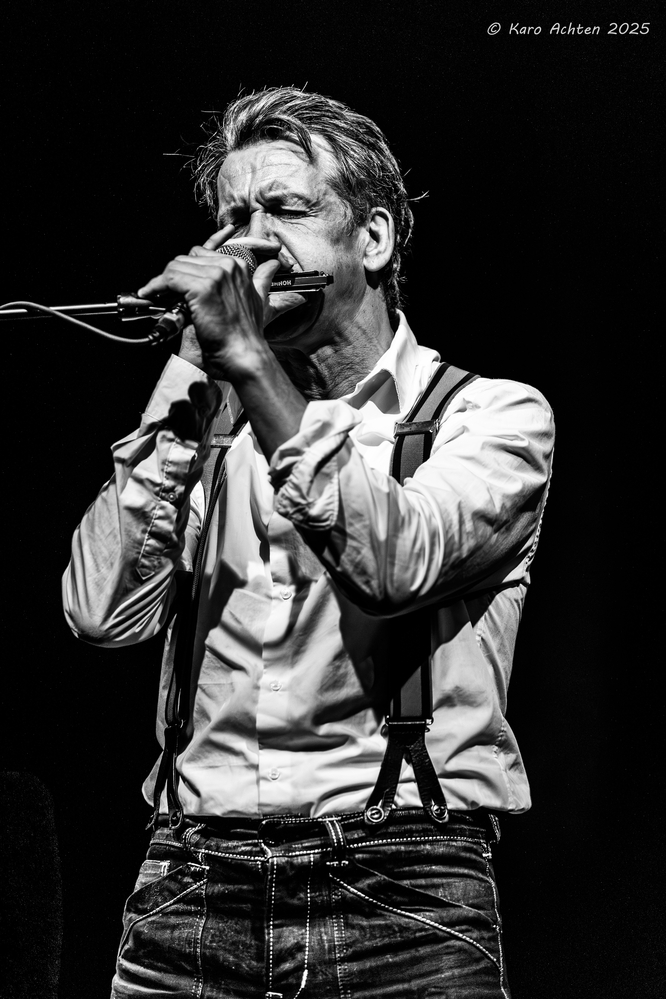 Peter Crow C, 
