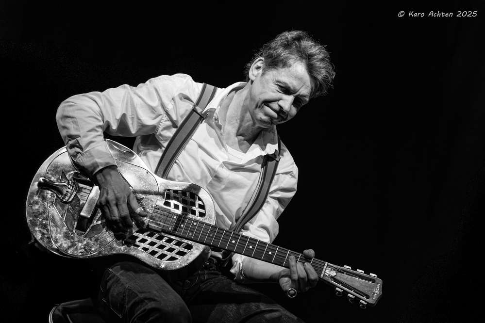 Peter Crow C, 
