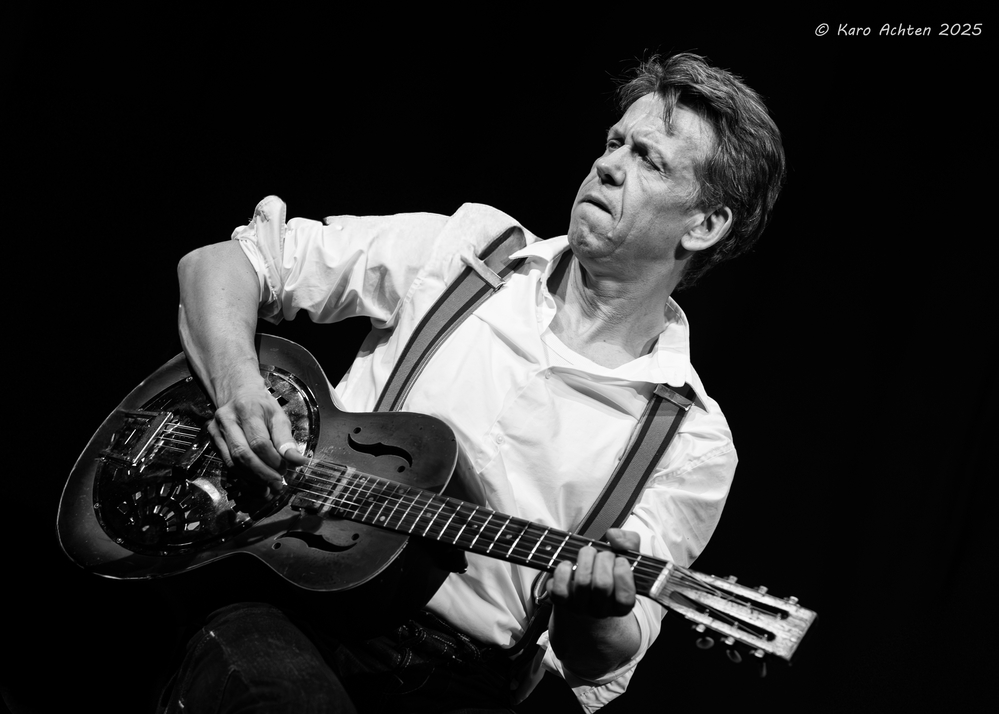 Peter Crow C, 
