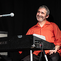 Dateiname=AZ8A9352.jpg
Dateigröße=1986KB
Abmessungen: 3454x2303
hinzugefügt am: 23. November 2025 AZ8A9352.jpg