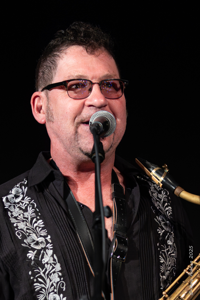 Sax Gordon Beadle, 
