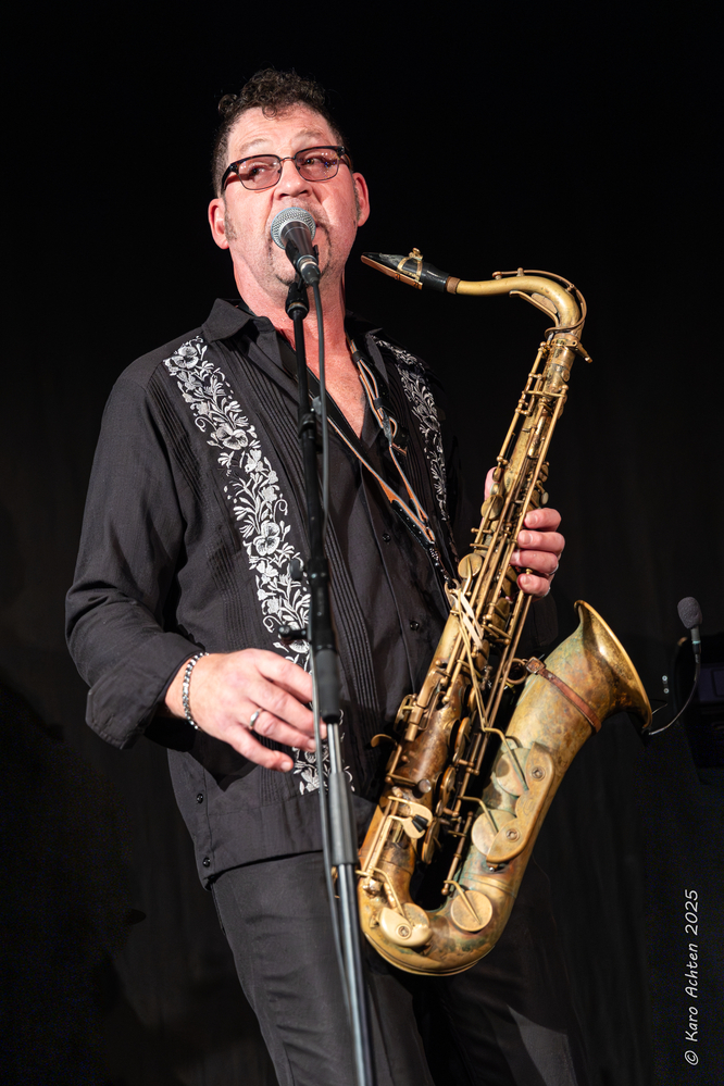 Sax Gordon Beadle, 
