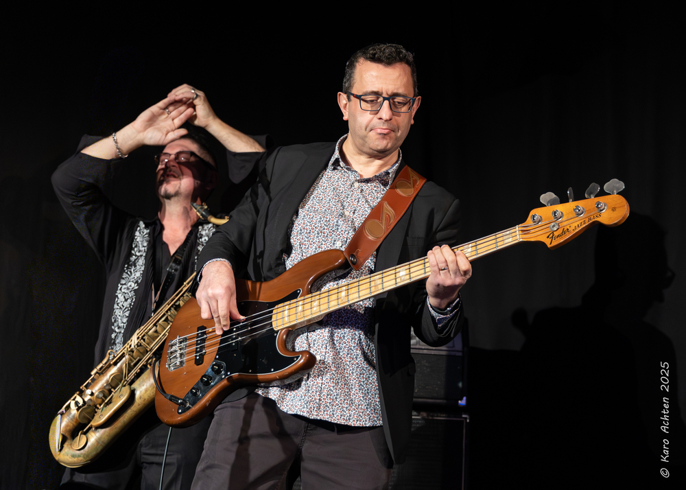 Sax Gordon Beadle, Lamine Guerfi, 
