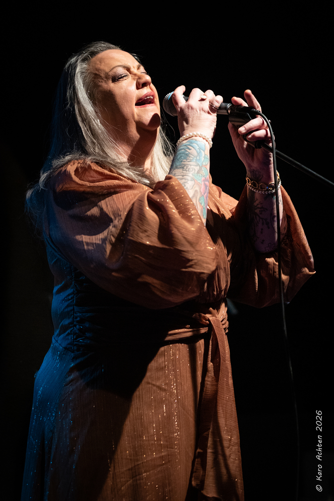 Kaz Hawkins, 
