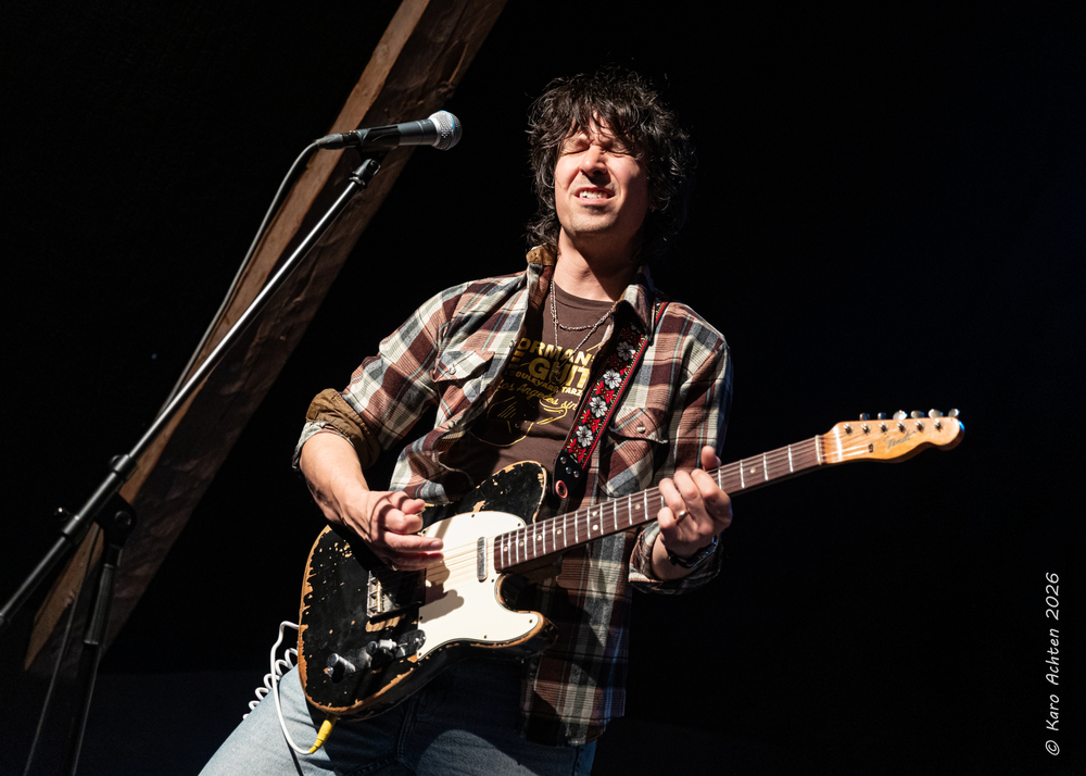 Davy Knowles, 
