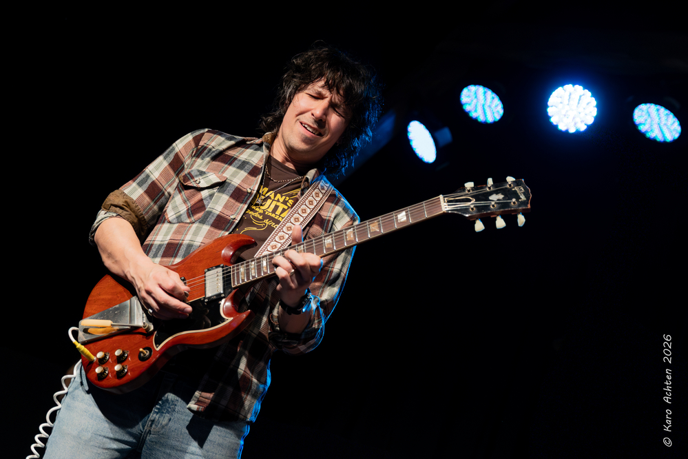 Davy Knowles, 
