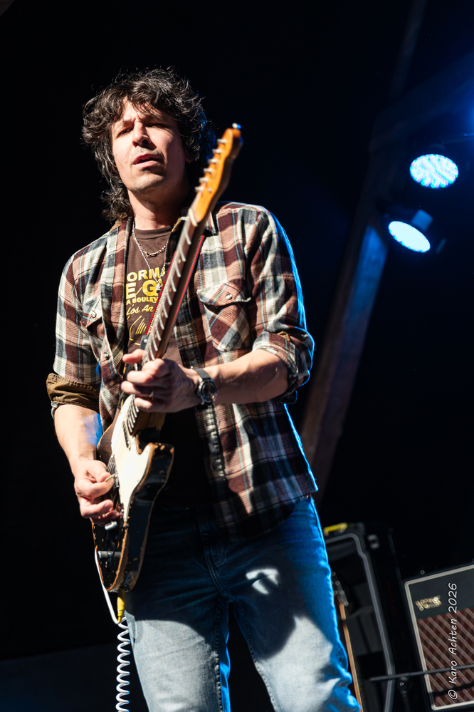 Davy Knowles, 
