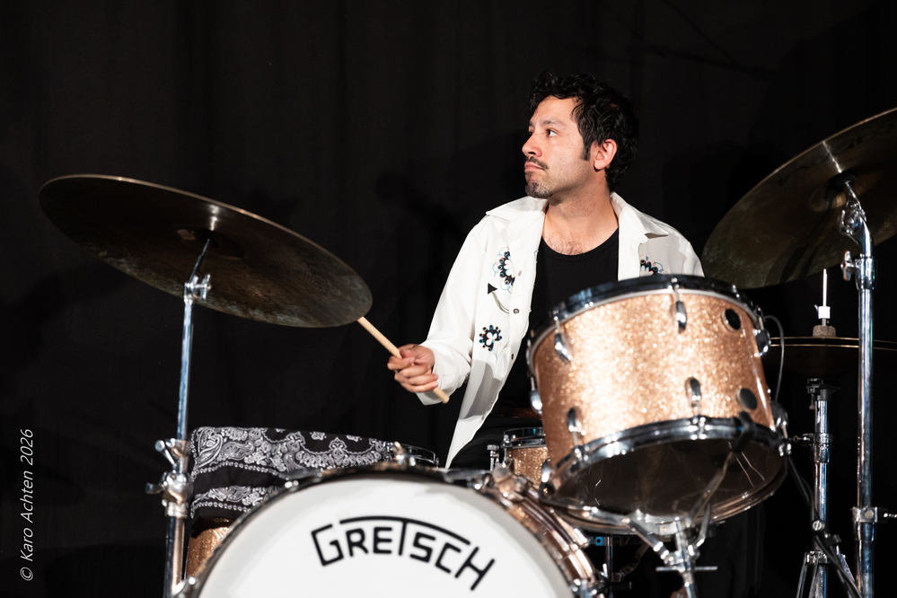 Darryl Ciggaar, 
