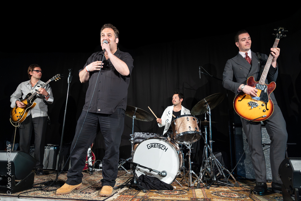 Jerome de Vijlder, Thomas Toussaint, Darryl Ciggaar, Nikolas Karolewicz, 

