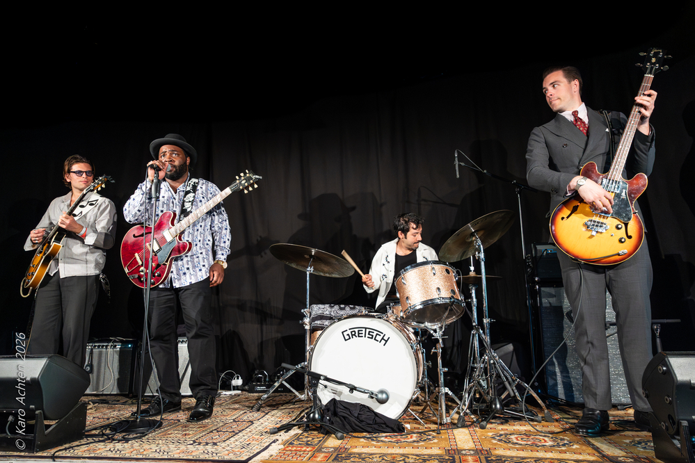 Jerome de Vijlder, Marquise Knox, Darryl Ciggaar, Nikolas Karolewicz, 
