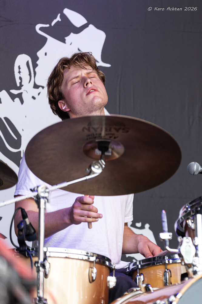Ola Marius Undrum Grindbakken, 
