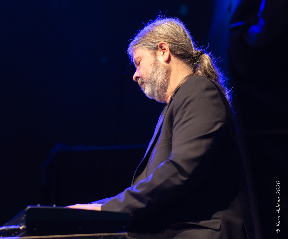 Sascha Kuhn, 
