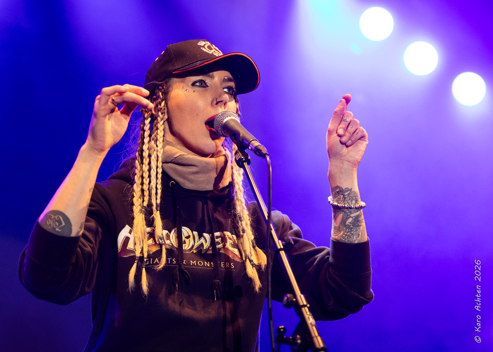 Vanja Sky, 
