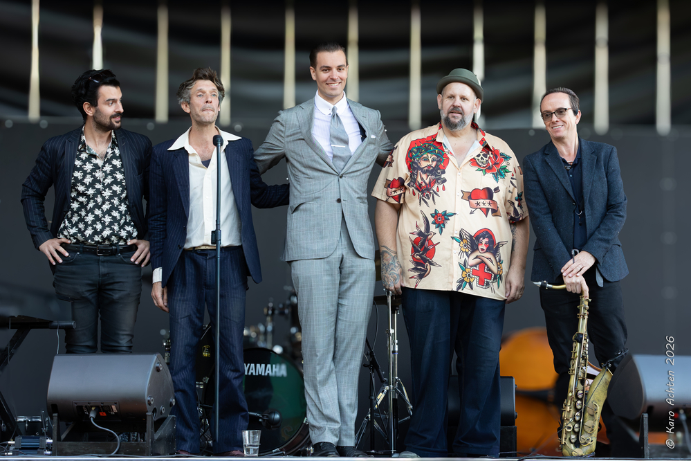 César Pastre,Gaël Petetin, Nikolas Karolewicz, Big Boy Bloater, Drew Davies, 
