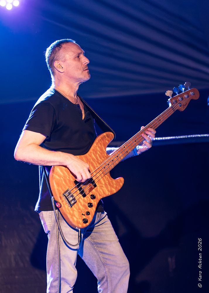 Mike Kamp, 
