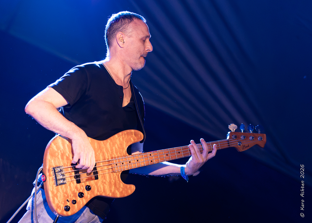 Mike Kamp, 
