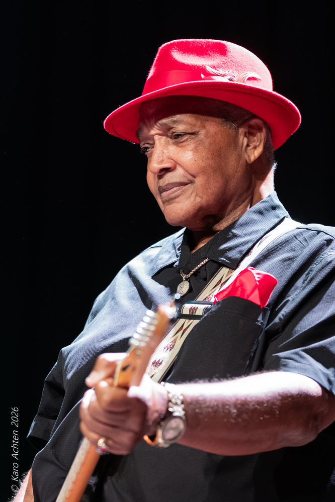 Johnny Rawls, 
