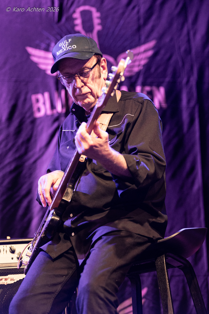 Bill Troiani, 
