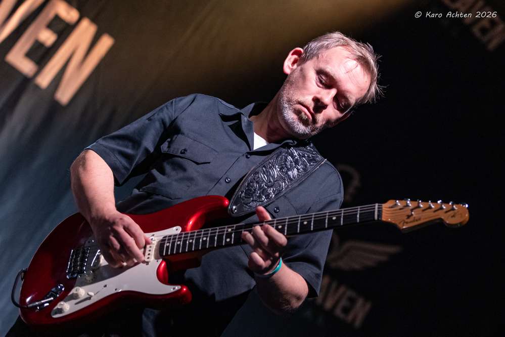 Ian Johannessen, 

