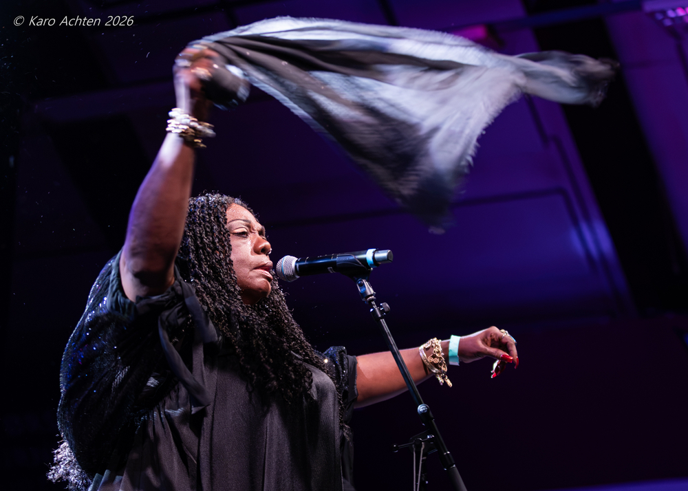 Thornetta Davis-Anderson, 
