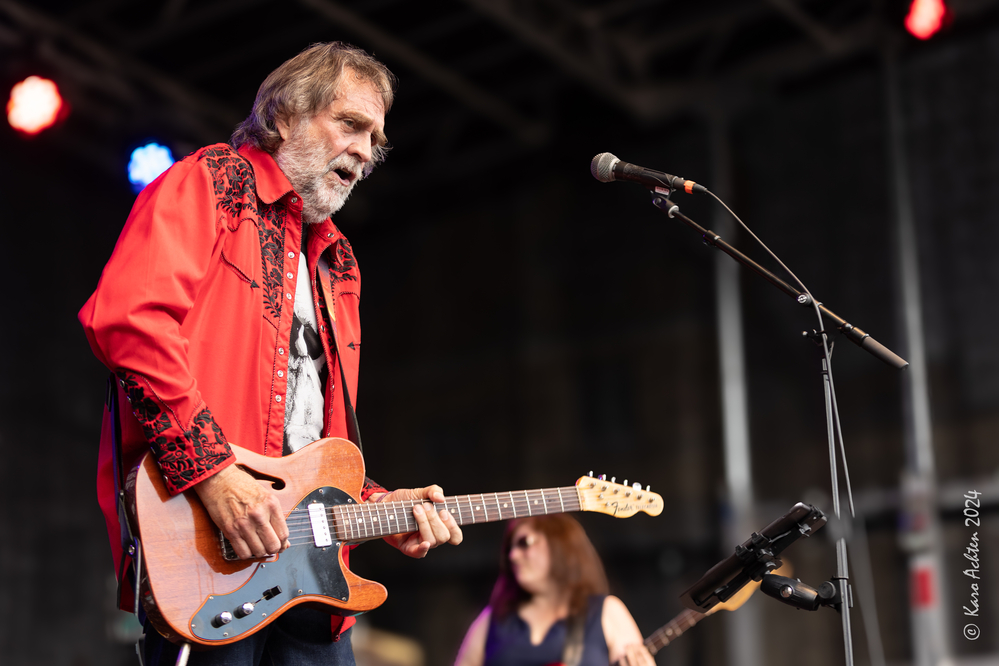 Murray Kinsley, Laura Greenberg, 
