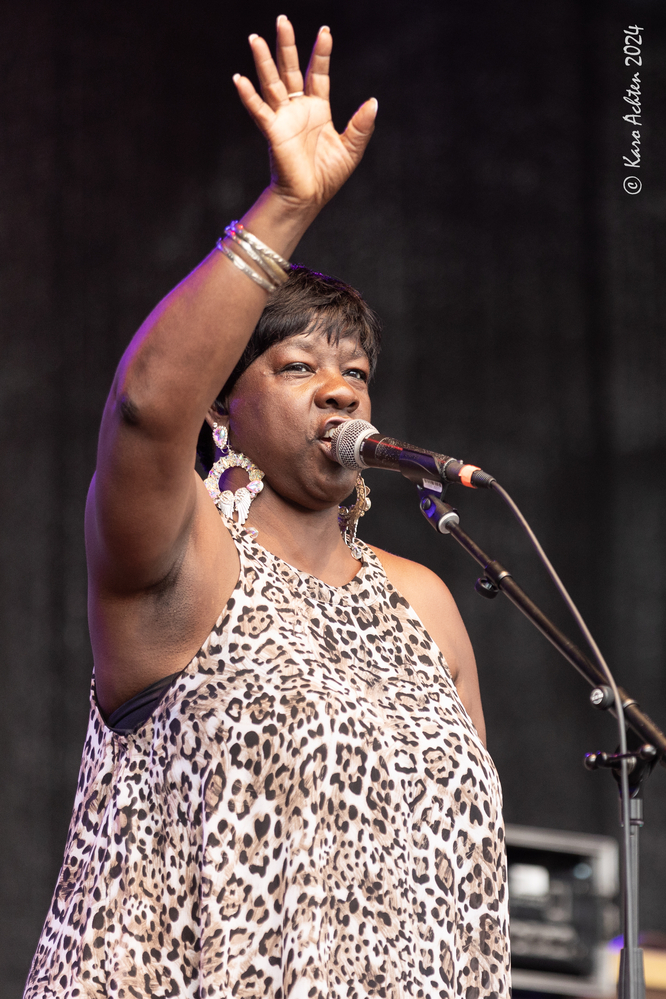 Wanda Johnson, 

