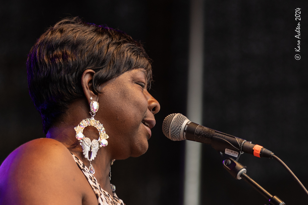 Wanda Johnson, 
