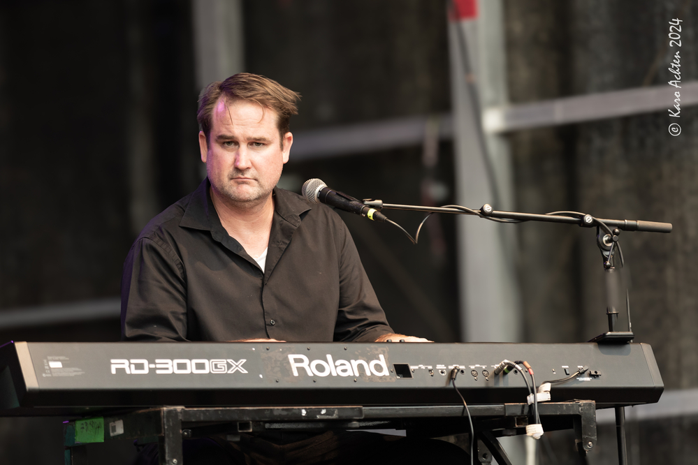 Evan Dehner, 
