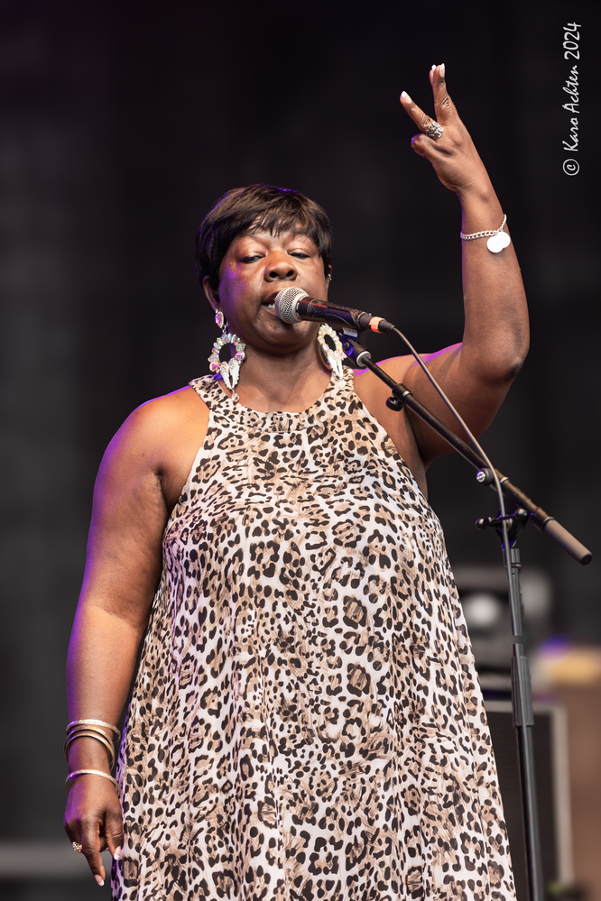 Wanda Johnson, 
