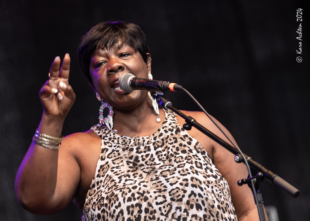 Wanda Johnson, 
