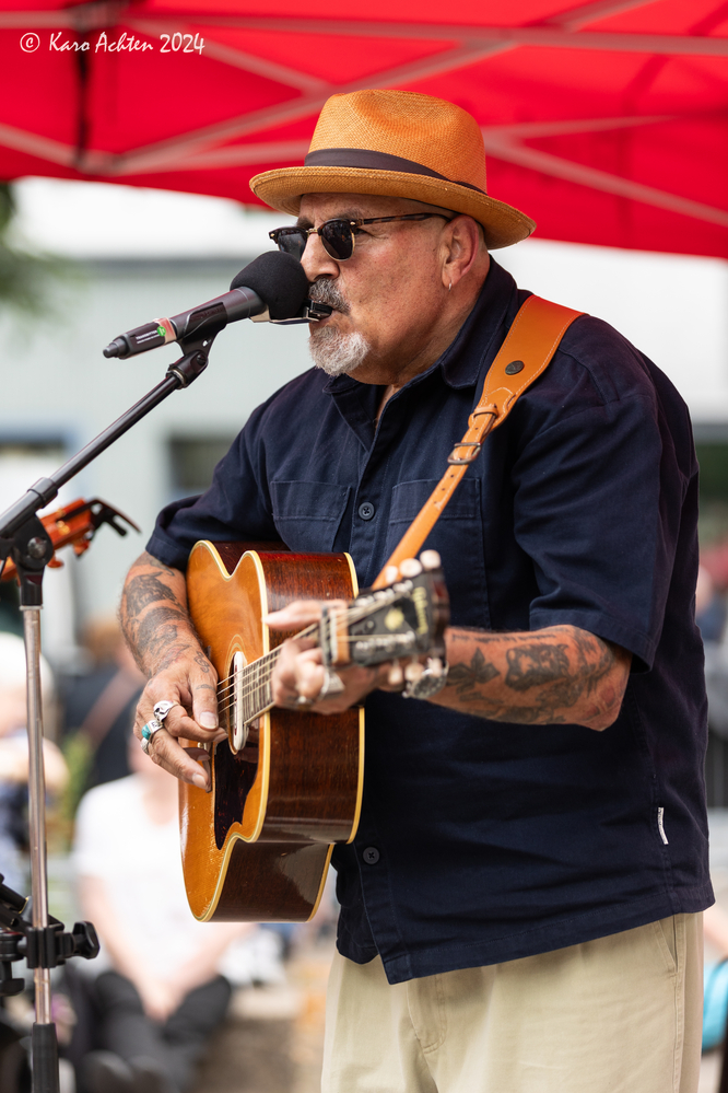 Pete Alderton, 
