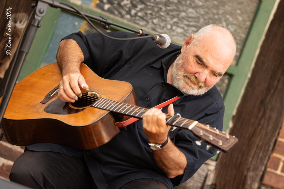 Bernd Simon, 
