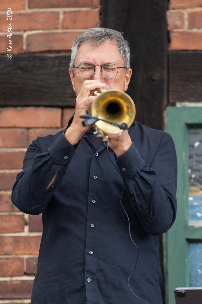 Todor “Tosho” Todorovic, Uwe Nolopp, 
