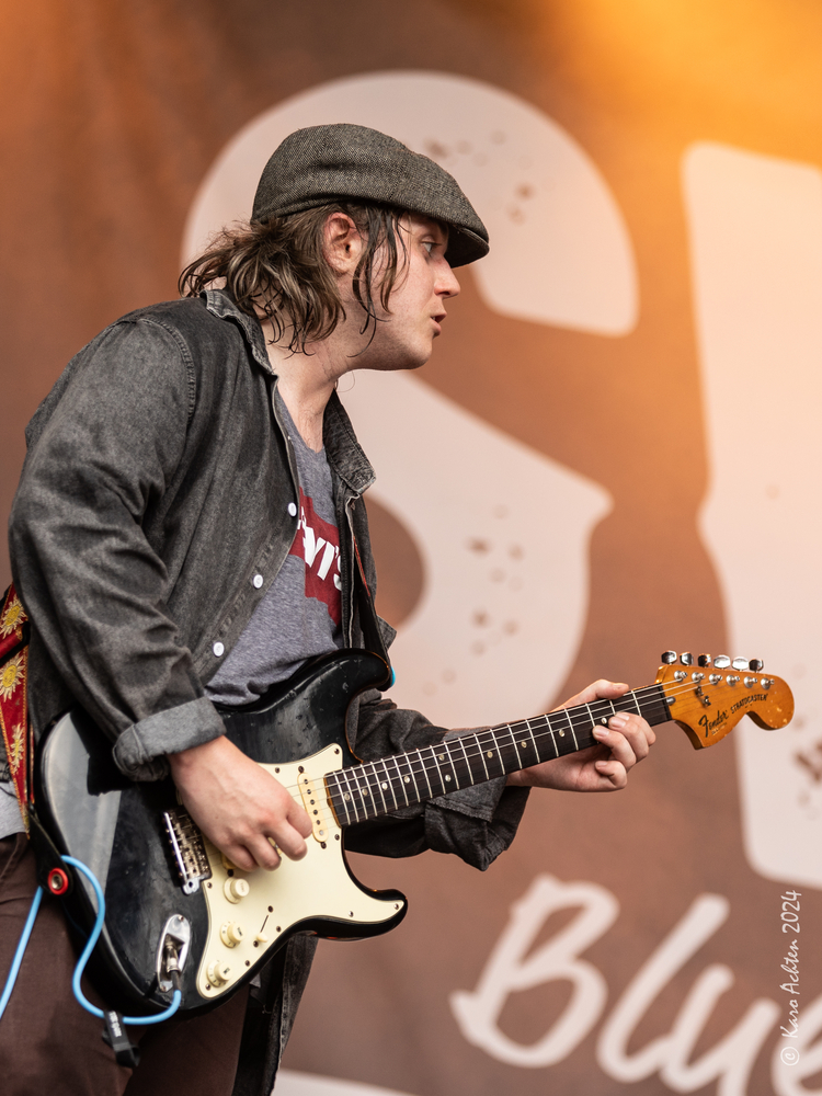 Zac Schulze, 
