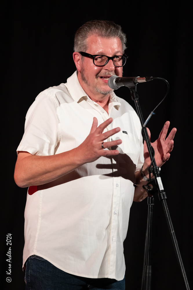 Dieter Kropp, 
