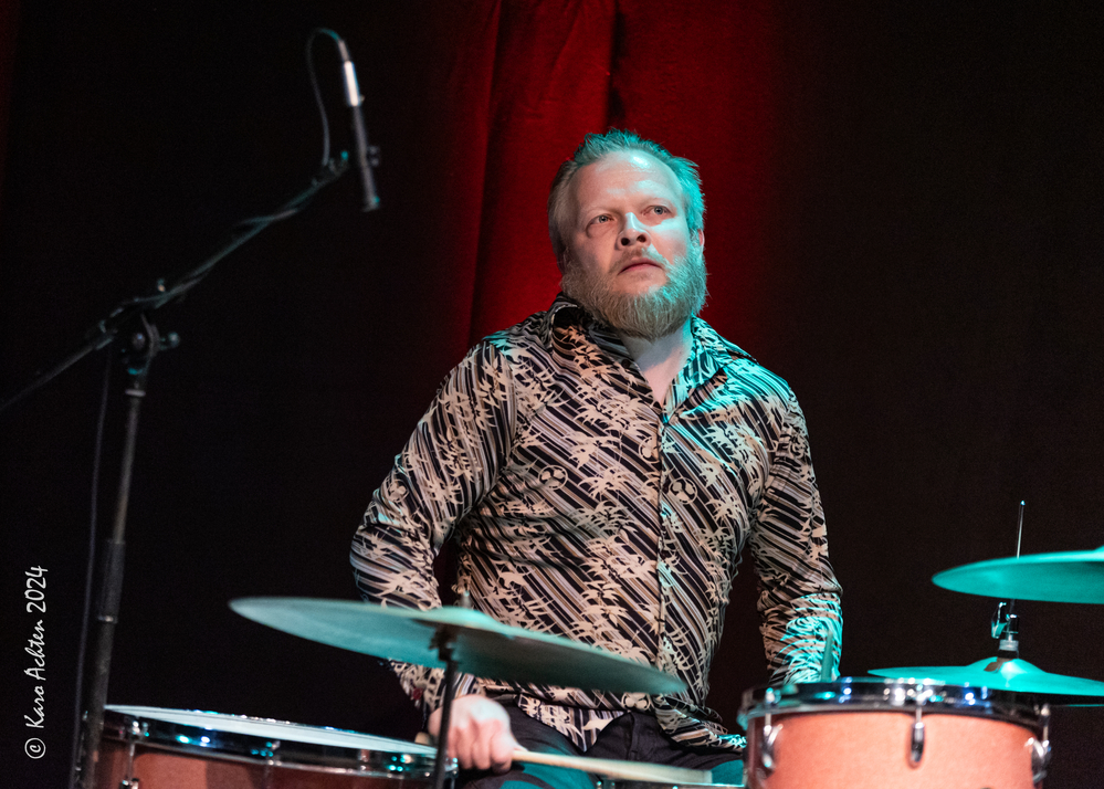 Mikko Peltola, 
