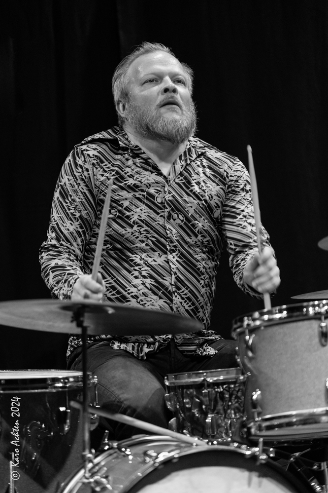 Mikko Peltola, 
