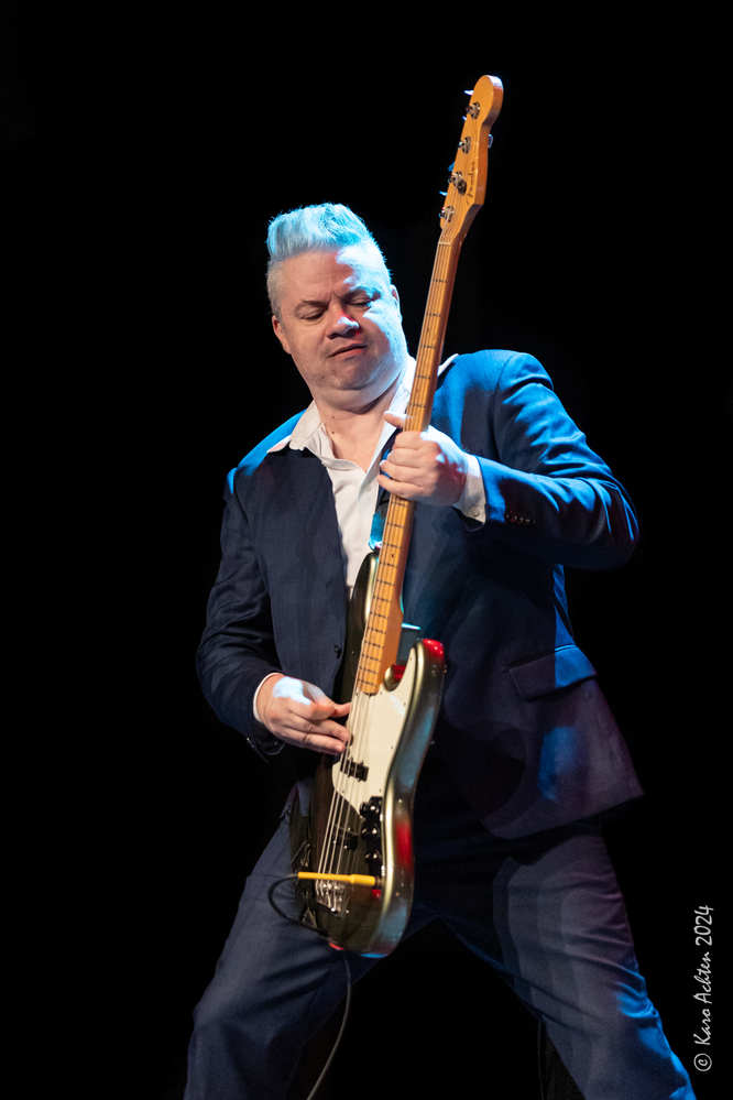 Bruno Falcão, 
