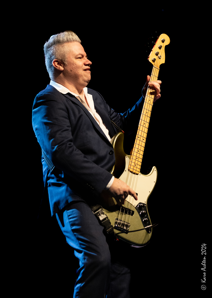 Bruno Falcão, 
