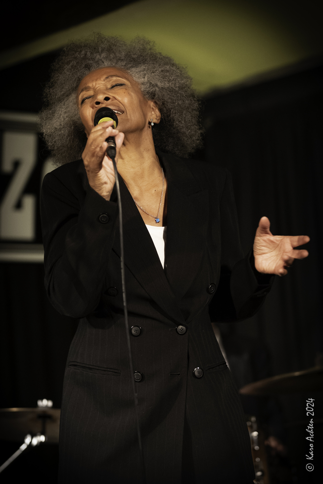 Sydney Ellis, 
